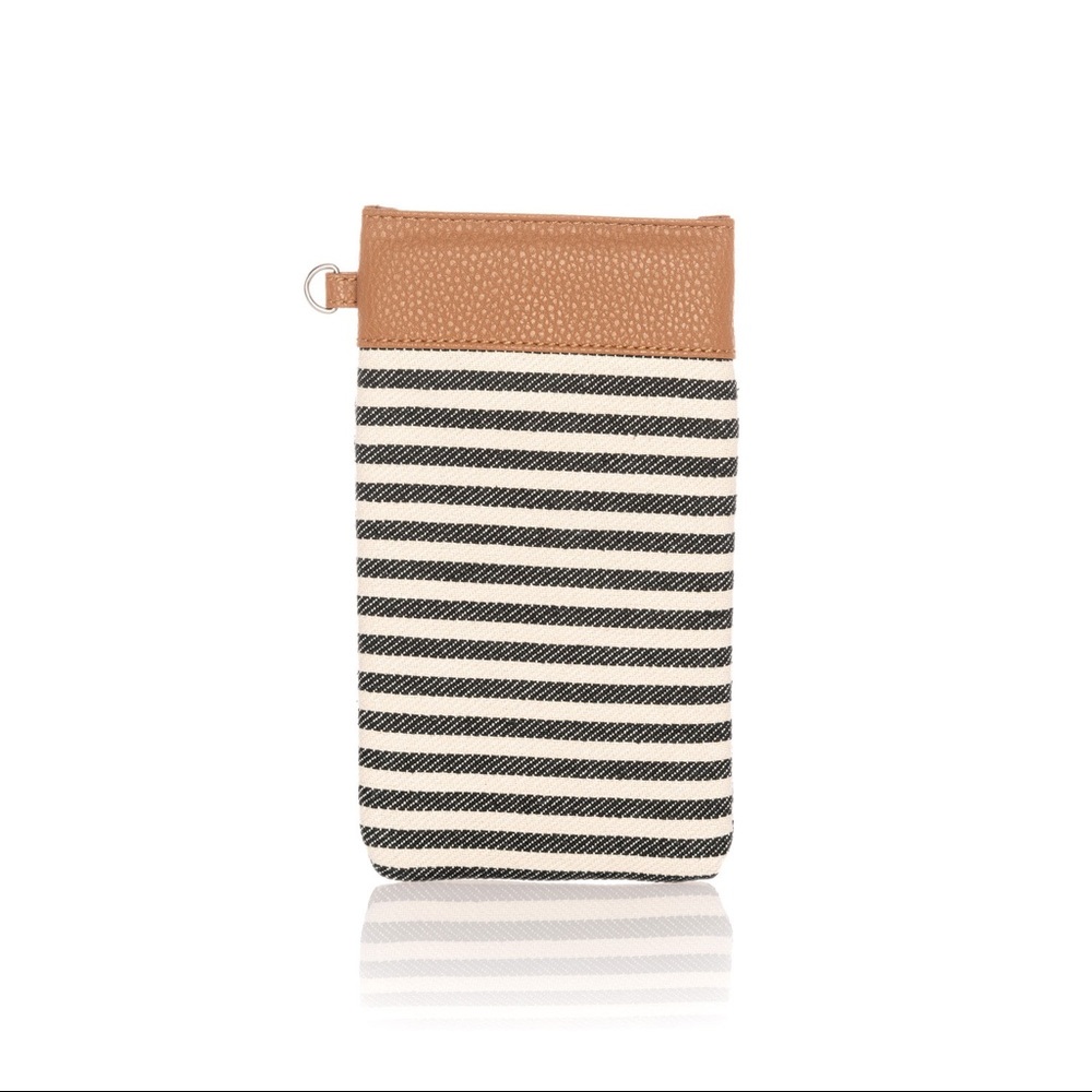Thirty one pinch top eyeglass case